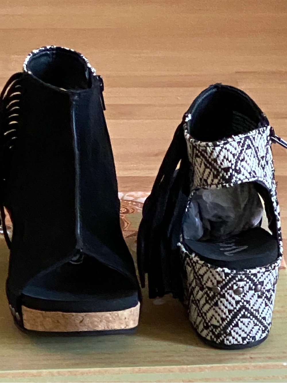 Very G Black Fringe Platform Sandals with Woven Pattern